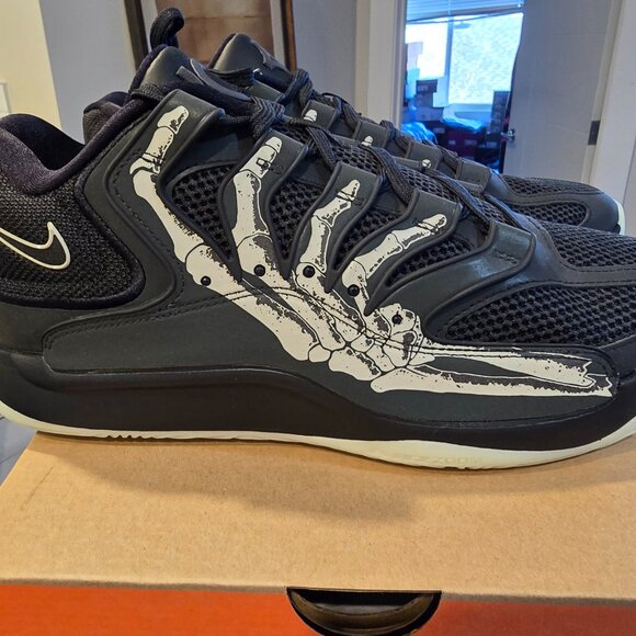 Nike KD 18 Slim Reaper Halloween IM1346-001 Glow In Dark 3M Mens Size 10 US NEW - Picture 6 of 16